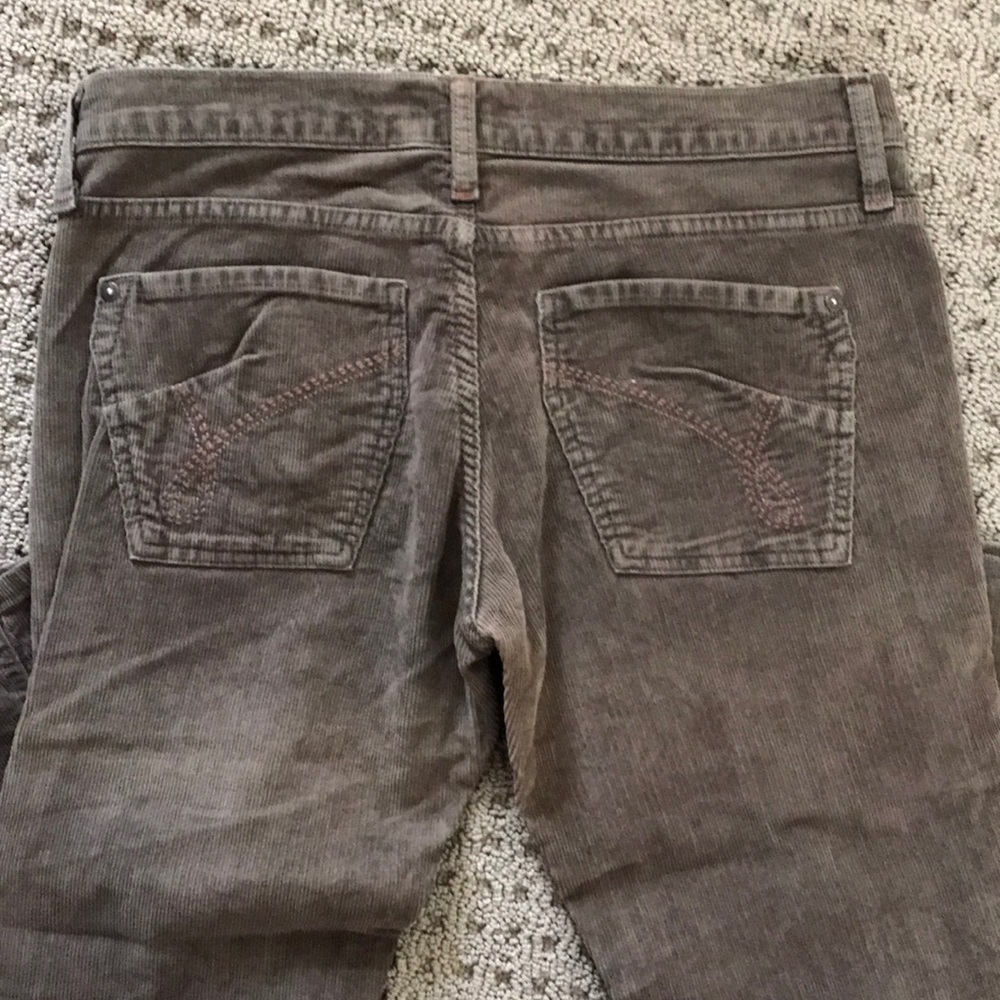 Jeans - Picture 3 of 4